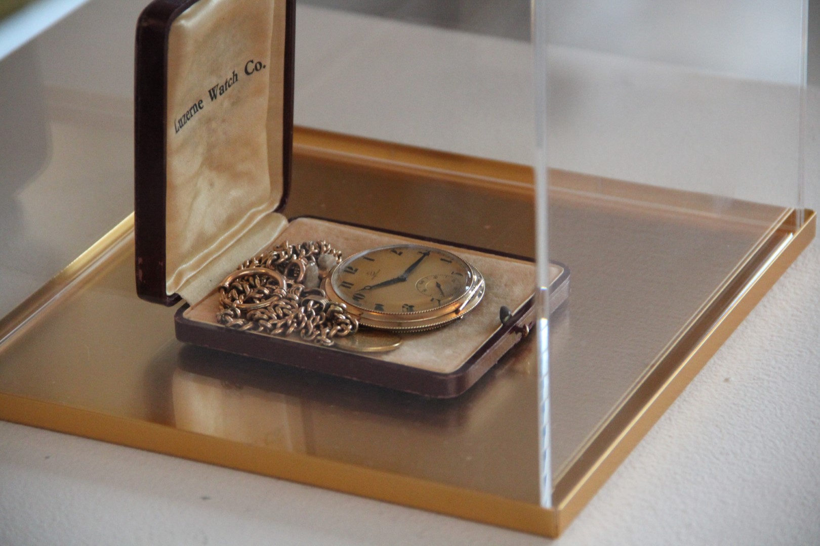 6 Aanbieden horloge Museum 4