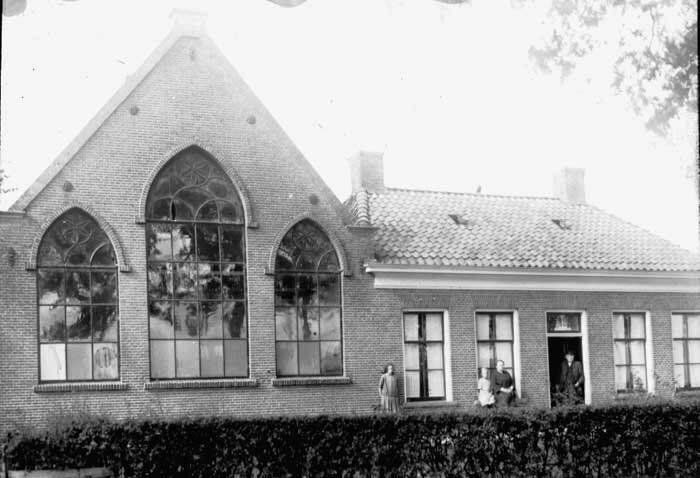 Oude school Gorredijksterweg in Jubbega
