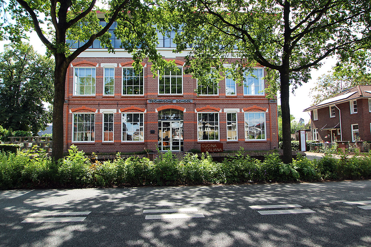 ambachtschool heerenveen straatzijde foto fotokke van asperen