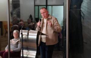 Marco van der Werf, de nieuwe directeur van Museum Heerenveen introduceerde zichzelf deze avond